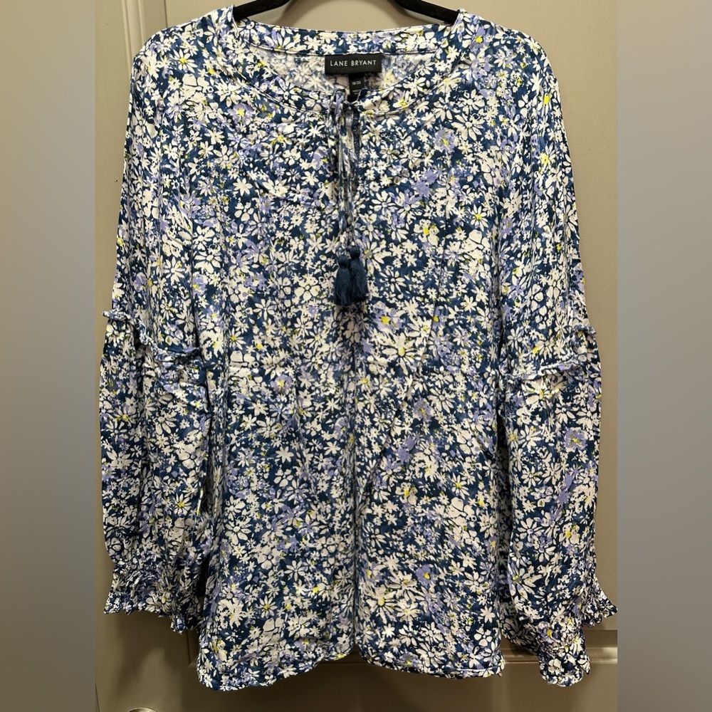 Lane Bryant Size 18/20 Floral Long Sleeve Blouse EUC